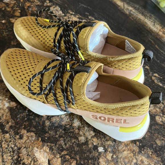 Kinetic Impact Lace Dioxide Gold Sorel Athletic Shoes Size 9.5 Women’s - Picture 3 of 4